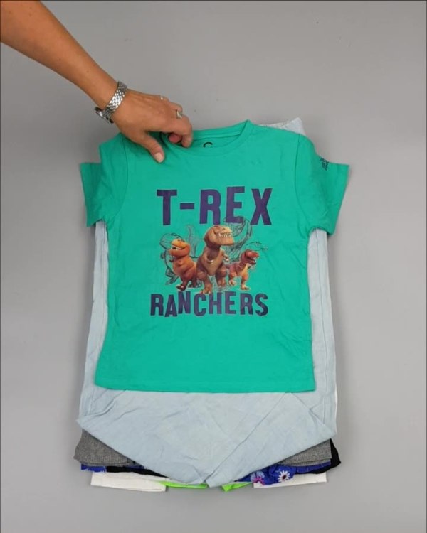 Фотография  865 - CUBUS детский микс лето (Children CUBUS mix)#15 кг, ЛОТ №2511 оптом в Новосибирске и Новосибирской области