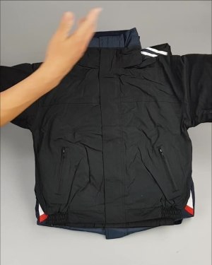 Фотография  972 - Куртки СПОРТ СТОК дети#10 кг , Лот№ 2643 оптом в Новосибирске и Новосибирской области