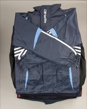 Фотография  424 - Куртки СПОРТ СТОК дети#10 кг , Лот№ 2643 оптом в Новосибирске и Новосибирской области