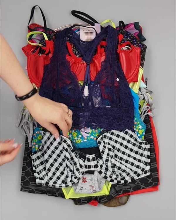 Фотография  658 - Нижнее белье Savage#50 шт, ЛОТ №4034 оптом в Новосибирске и Новосибирской области