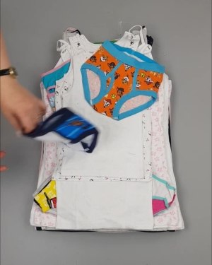 Фотография  905 - Нижнее белье LIDL Kids#5 кг, ЛОТ №4231 оптом в Новосибирске и Новосибирской области