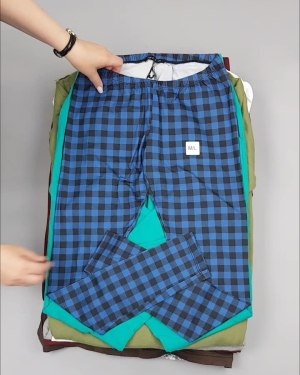 Фотография  555 - CIRCUS mix #11,8 кг, ЛОТ №4284 оптом в Новосибирске и Новосибирской области