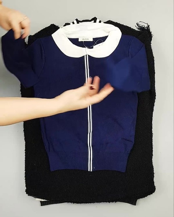 Фотография  751 - Джемпера Корея#20 шт, ЛОТ №5055 оптом в Новосибирске и Новосибирской области