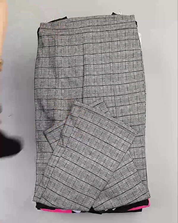 Фотография  435 - C&A Kids Winter 1023#7 кг, ЛОТ №5404 оптом в Новосибирске и Новосибирской области