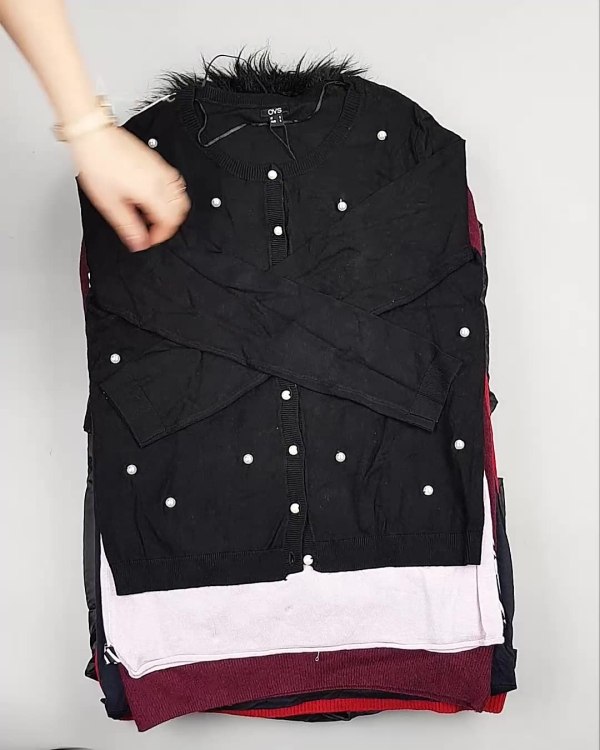 Фотография  181 - OVS Winter м/ж mix#15 кг, ЛОТ №5412 оптом в Новосибирске и Новосибирской области