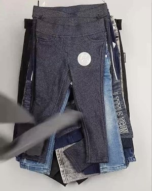 Фотография  206 - Брюки, джинсы дети C&A #5 кг, ЛОТ №5461 оптом в Новосибирске и Новосибирской области