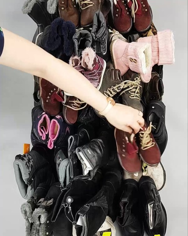 Фотография  755 - Обувь СТОК дети зима#15 кг, ЛОТ №5486 оптом в Новосибирске и Новосибирской области