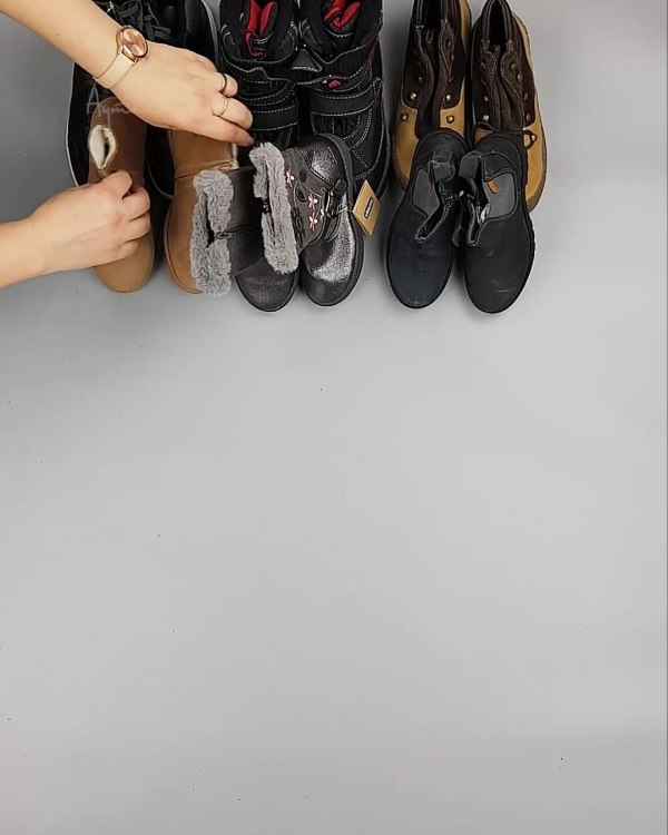 Фотография  125 - Обувь СТОК дети зима#15 кг, ЛОТ №5488 оптом в Новосибирске и Новосибирской области