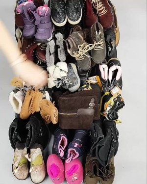 Фотография  918 - Обувь СТОК дети зима#15 кг, ЛОТ №5488 оптом в Новосибирске и Новосибирской области