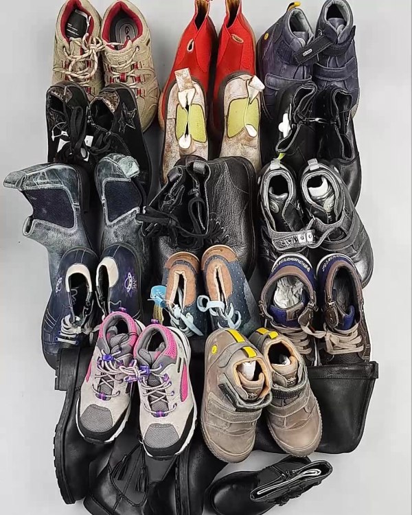 Фотография  849 - Обувь СТОК дети зима#10 кг, ЛОТ №5489 оптом в Новосибирске и Новосибирской области