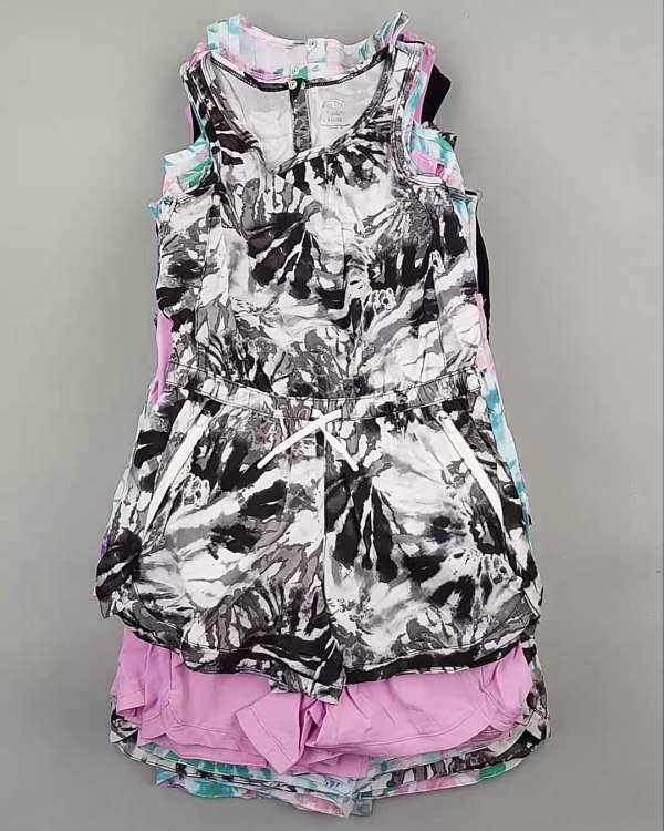 Фотография  448 - Комбинезоны детские CAN#5 кг, ЛОТ №5577 оптом в Новосибирске и Новосибирской области