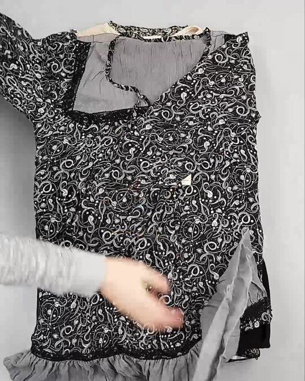 Фотография  588 - Платья Корея#20 шт, ЛОТ №5613 оптом в Новосибирске и Новосибирской области