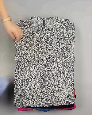 Фотография  660 - DK, Bestseller + Summer mix#15 кг, ЛОТ №5626 оптом в Новосибирске и Новосибирской области