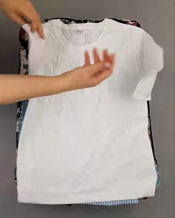 Фотография  358 - BESTSELLER WOMEN Summer mix#15 кг, ЛОТ №6017 оптом в Новосибирске и Новосибирской области