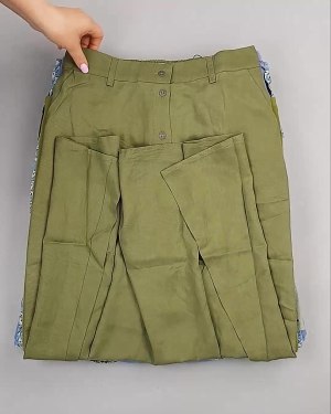 Фотография  907 - Юбки Bestseller 44#5 кг, ЛОТ №6119 оптом в Новосибирске и Новосибирской области