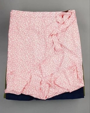 Фотография  256 - Юбки Bestseller 44#5 кг, ЛОТ №6119 оптом в Новосибирске и Новосибирской области