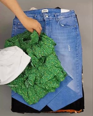 Фотография  369 - DK, Bestseller Summer mix#50 кг, ЛОТ №6186 оптом в Новосибирске и Новосибирской области