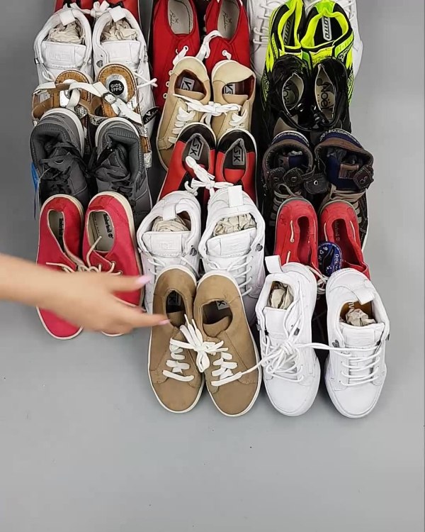 Фотография  226 - Обувь СТОК дети лето#15,7 кг, ЛОТ №6189 оптом в Новосибирске и Новосибирской области