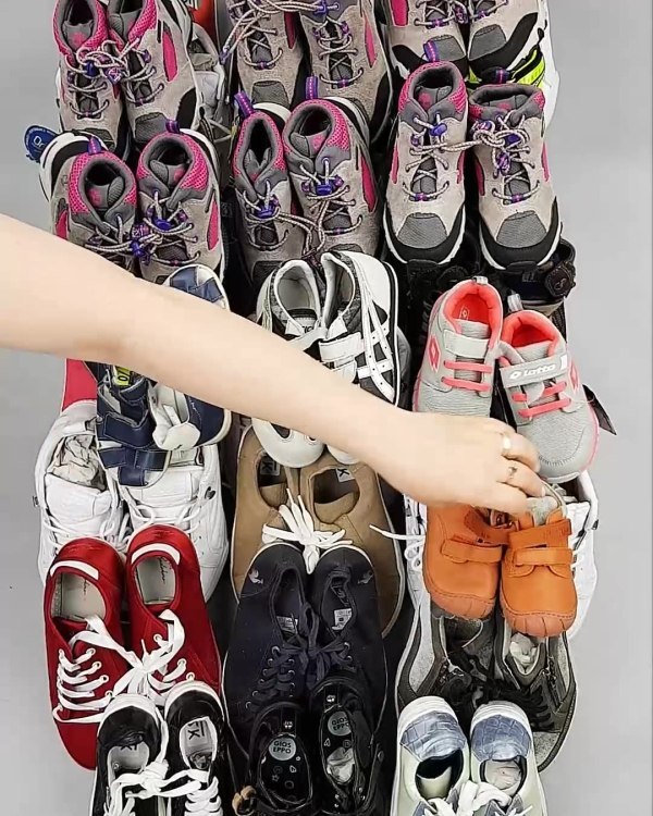 Фотография  325 - Обувь СТОК дети лето#15,7 кг, ЛОТ №6189 оптом в Новосибирске и Новосибирской области