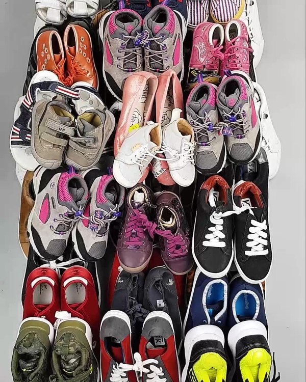 Фотография  477 - Обувь СТОК дети лето#15,4 кг, ЛОТ №6192 оптом в Новосибирске и Новосибирской области