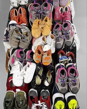 Фотография  778 - Обувь СТОК дети лето#15,4 кг, ЛОТ №6192 оптом в Новосибирске и Новосибирской области