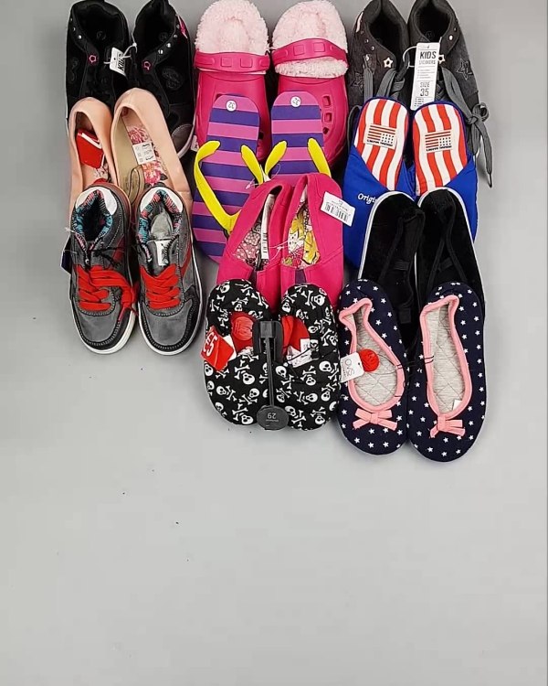 Фотография  239 - Обувь детская СТОК Summer#6,15 кг, ЛОТ №6194 оптом в Новосибирске и Новосибирской области