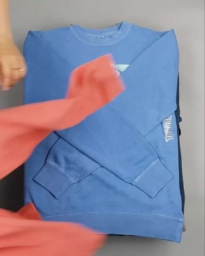 Фотография  882 - Толстовки СТОК CAN#15 кг, ЛОТ №6268 оптом в Новосибирске и Новосибирской области