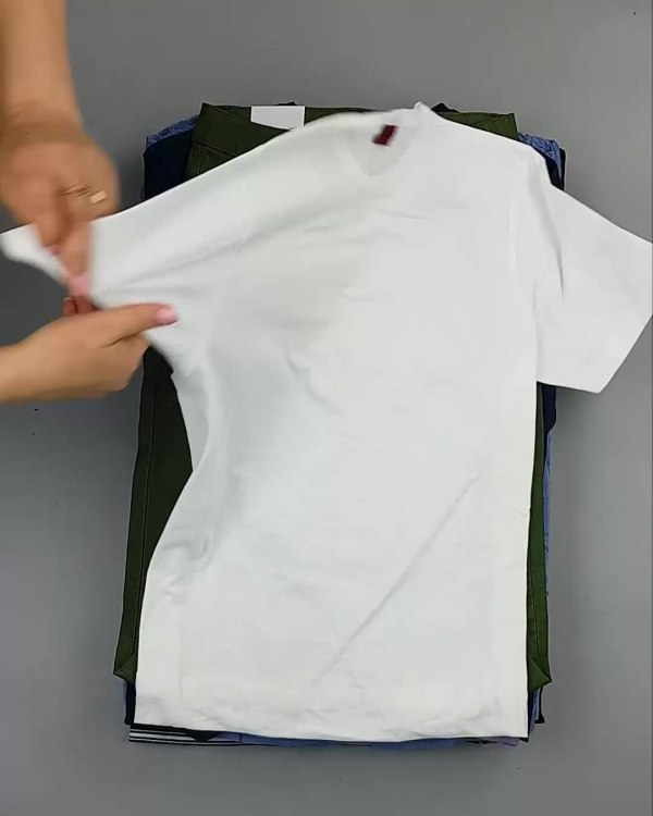 Фотография  316 - BRAND STOCK Summer#20 кг, ЛОТ №6303 оптом в Новосибирске и Новосибирской области