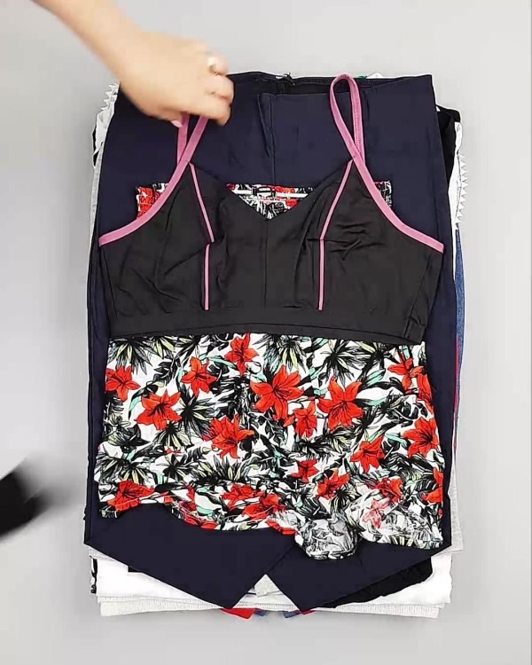 Фотография  638 - CALZEDONIA лето mix#50 шт, ЛОТ №6366 оптом в Новосибирске и Новосибирской области