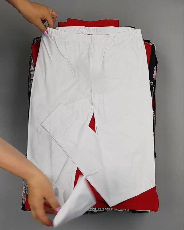 Фотография  883 - DK, Bestseller + Summer mix#15 кг, ЛОТ №6410 оптом в Новосибирске и Новосибирской области