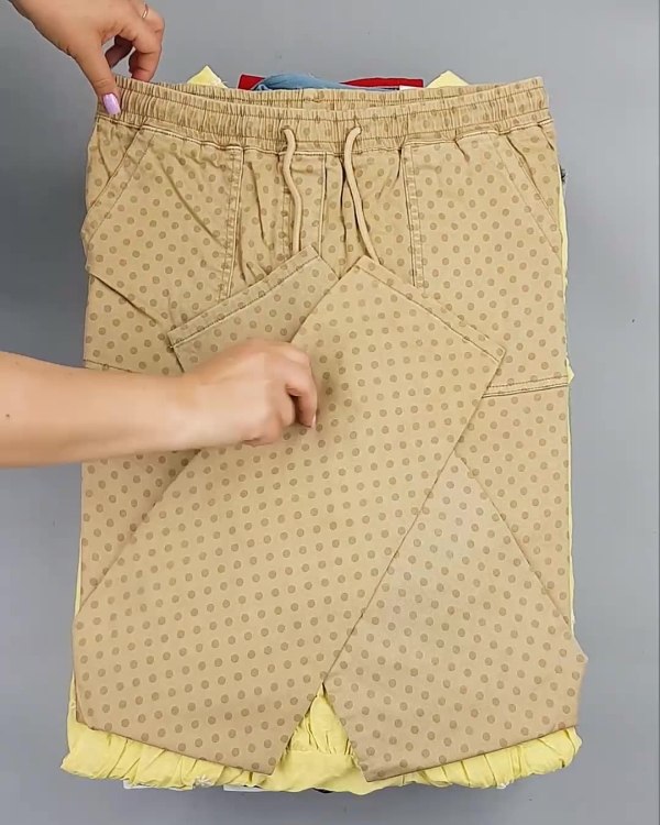 Фотография  510 - DK, Bestseller + Summer mix#15 кг, ЛОТ №6410 оптом в Новосибирске и Новосибирской области