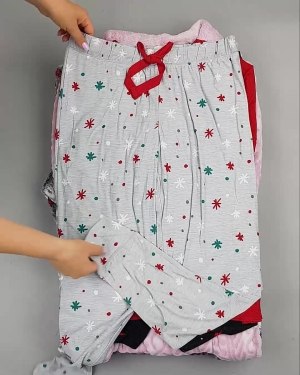 Фотография  447 - Домашняя одежда CAN#10 кг, ЛОТ №6482 оптом в Новосибирске и Новосибирской области