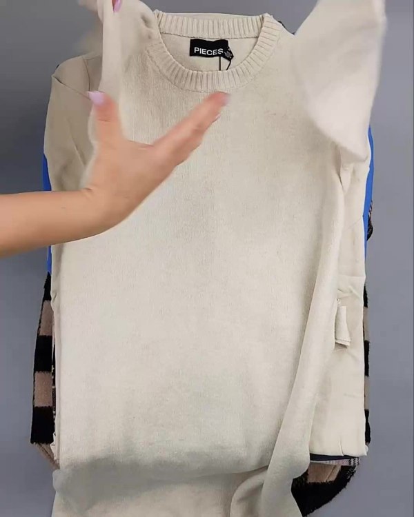 Фотография  472 - PIECES+NOISY MAY mix 074#15 кг, ЛОТ №6556 оптом в Новосибирске и Новосибирской области