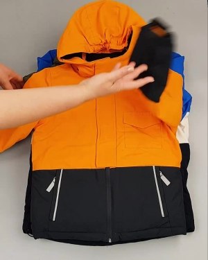 Фотография  835 - Верхняя одежда TCM kids 074#7 кг, ЛОТ №6681 оптом в Новосибирске и Новосибирской области