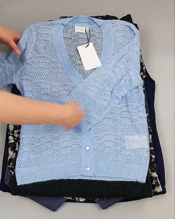 Фотография  854 - ДАНИЯ Winter mix 24#15 кг, ЛОТ №6708 оптом в Новосибирске и Новосибирской области