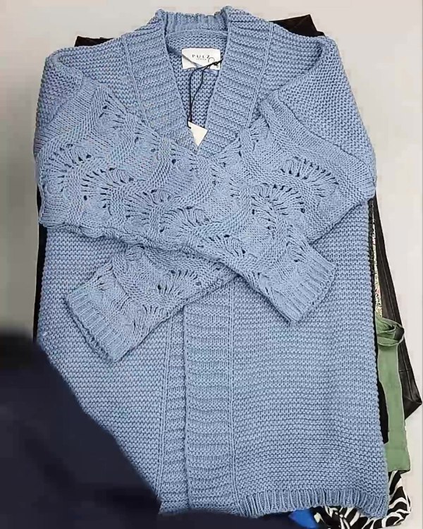 Фотография  810 - ДАНИЯ Winter mix 24#15 кг, ЛОТ №6711 оптом в Новосибирске и Новосибирской области