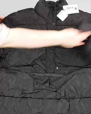 Фотография  305 - Верхняя одежда Англия СТОК #10 кг, ЛОТ №6729 оптом в Новосибирске и Новосибирской области