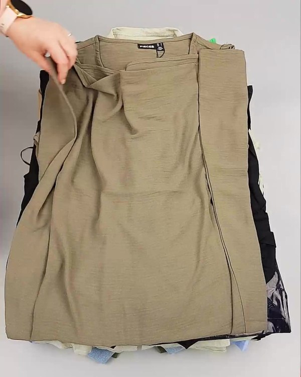 Фотография  308 - ДАНИЯ Summer mix 24#15 кг, ЛОТ №6732 оптом в Новосибирске и Новосибирской области