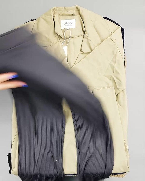 Фотография  334 - ONLY+Vero Moda Winter Mix 064#15 кг, ЛОТ №6844 оптом в Новосибирске и Новосибирской области