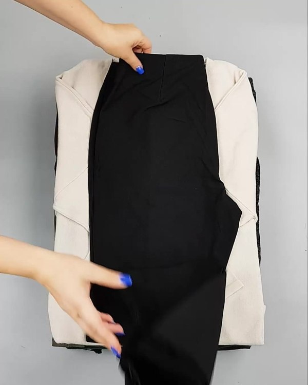 Фотография  393 - DK+Bestseller Winter mix 064#15 кг, ЛОТ №6895 оптом в Новосибирске и Новосибирской области