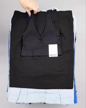 Фотография  813 - DK+Bestseller Winter mix 064#15 кг, ЛОТ №6896 оптом в Новосибирске и Новосибирской области