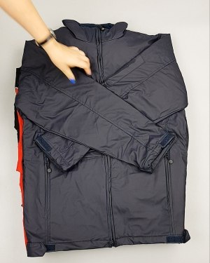 Фотография  846 - Ветровки CAN 084#10 кг, ЛОТ №6939 оптом в Новосибирске и Новосибирской области