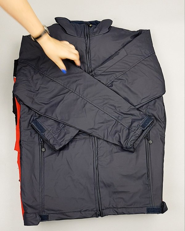 Фотография  952 - Ветровки CAN 084#10 кг, ЛОТ №6939 оптом в Новосибирске и Новосибирской области