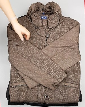 Фотография  430 - Primetta Куртки женские#25 кг оптом в Новосибирске и Новосибирской области