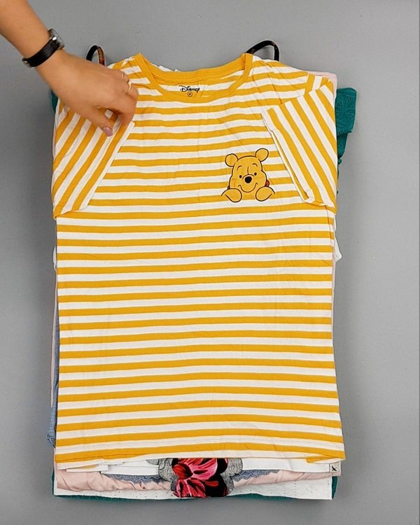 Фотография  247 - Cream Футболки поло женские#25 кг оптом в Новосибирске и Новосибирской области