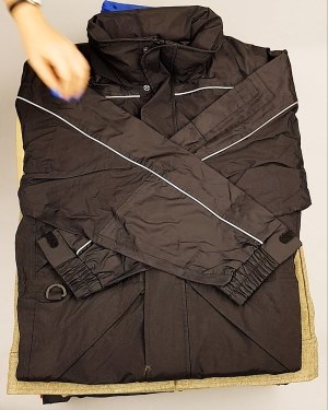 Фотография  519 - Ветровки CAN 084#10 кг, ЛОТ №6939 оптом в Новосибирске и Новосибирской области