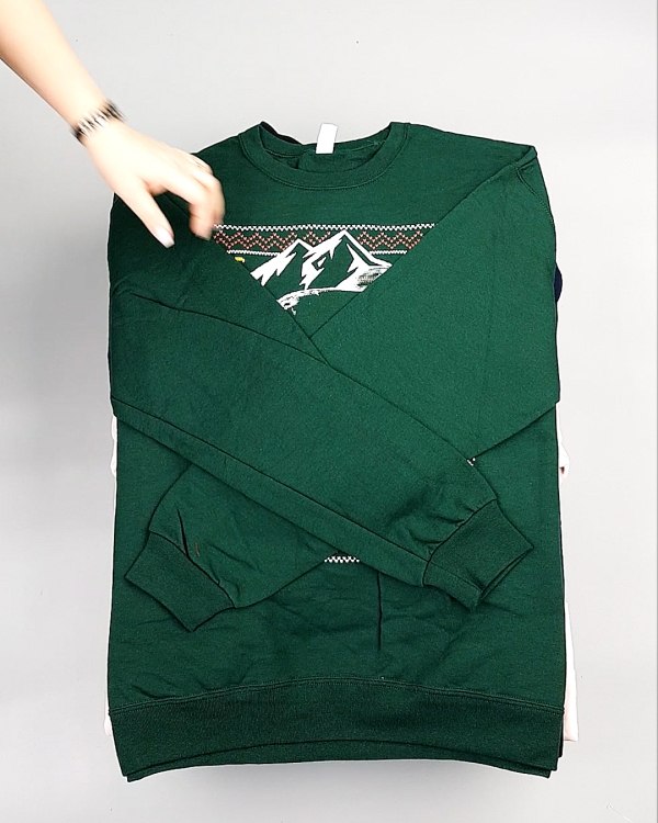 Фотография  229 - SWEATSHIRT CAN 084#10 кг оптом в Новосибирске и Новосибирской области