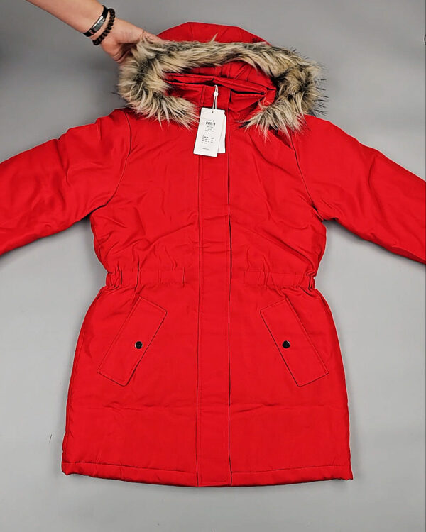 Фотография  913 - Верхняя одежда VILA#10 кг, ЛОТ №6823 оптом в Новосибирске и Новосибирской области