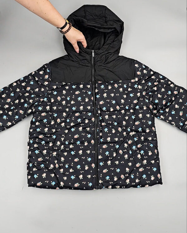 Фотография  323 - Верхняя одежда VILA#10,2 кг, ЛОТ №6825 оптом в Новосибирске и Новосибирской области