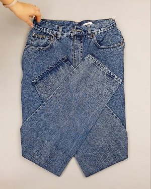 Фотография  664 - Джинсы CALVIN KLEIN муж #7,6 кг, ЛОТ №7021 оптом в Новосибирске и Новосибирской области